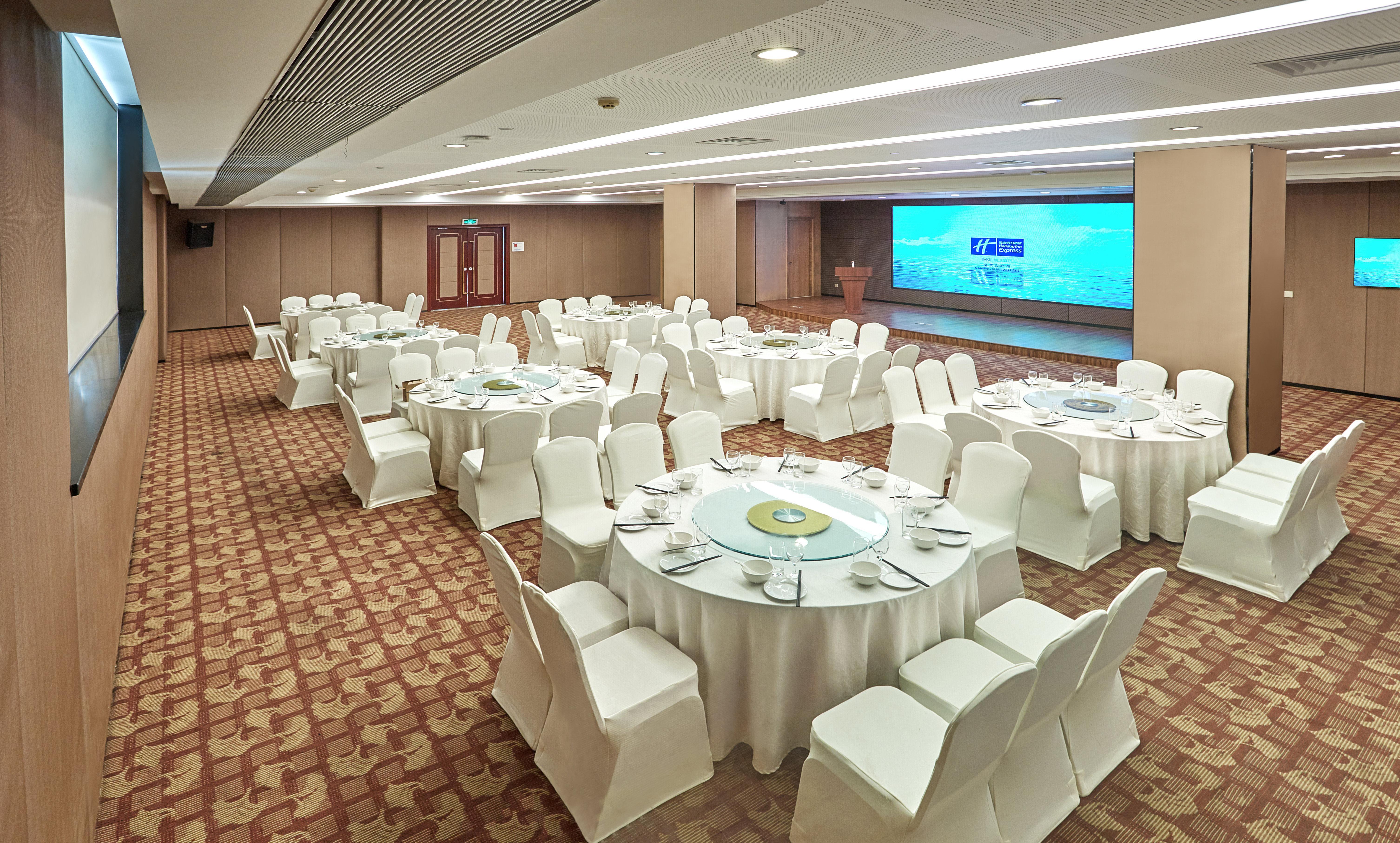 Holiday Inn Express Nanjing Xuanwu Lake By Ihg Eksteriør billede